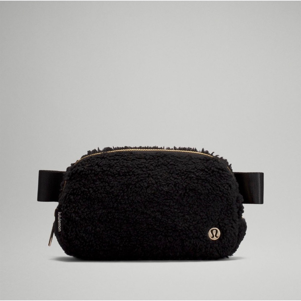Lululemon Fleece Everywhere Belt Bag